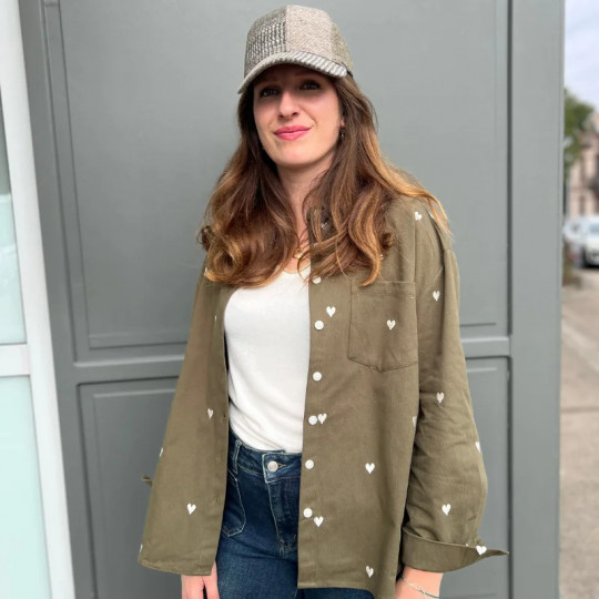 Surchemise kaki cœurs brodés