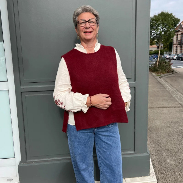 Pull sans manches à nouer bordeaux