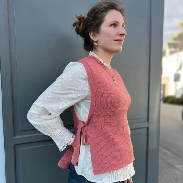 Pull sans manches à nouer rose