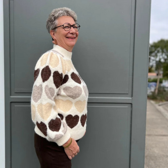 Pull à cœurs