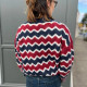 Pull rouge et bleu