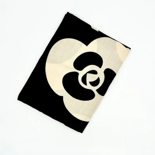 Foulard noir et blanc