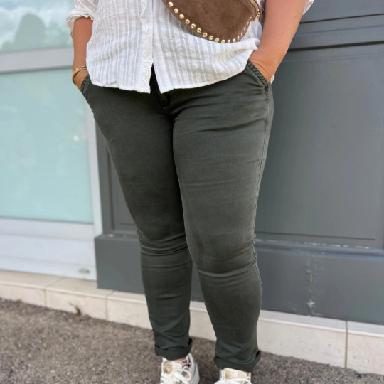 Pantalon Chino kaki pour femme