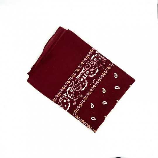 Foulard bordeaux motifs cachemire