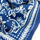 Foulard carré bleu motifs végétaux