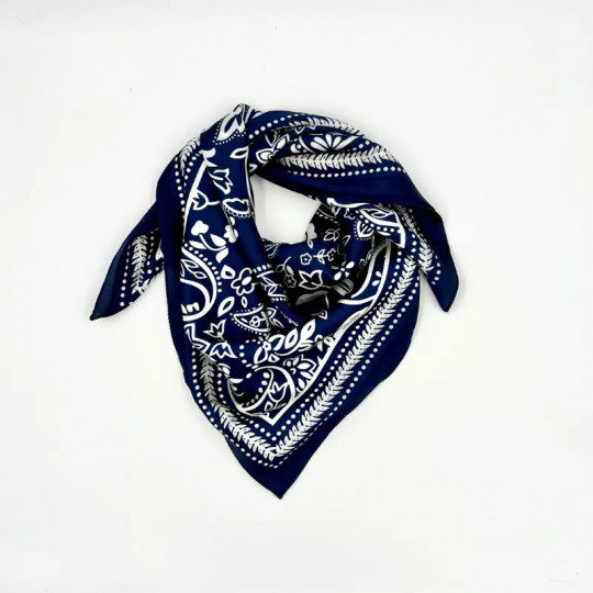Foulard carré bleu motifs végétaux