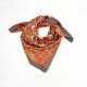 Foulard carré orange motifs cachemire