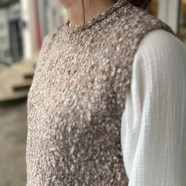 Pull sans manches marron