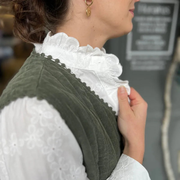 Chemise élégante blanche