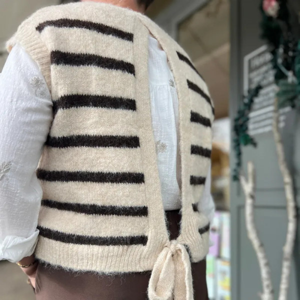 Pull sans manches beige à rayures