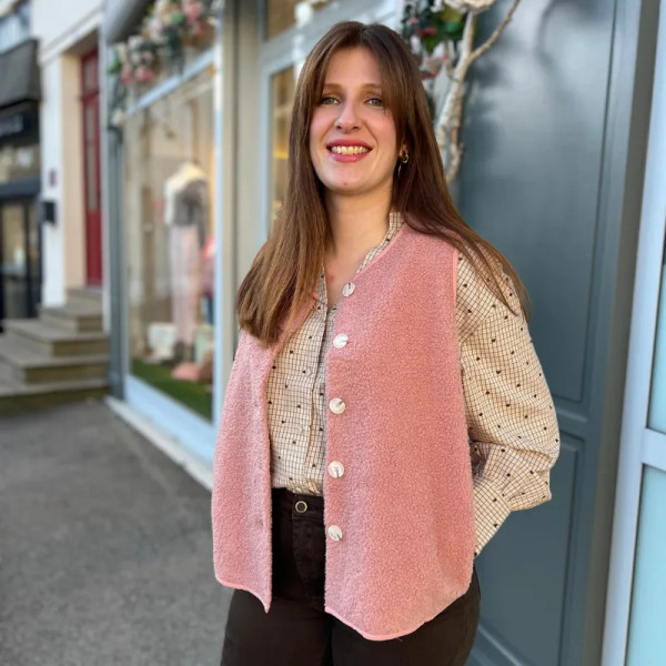 Chemise motifs carreaux et coeurs