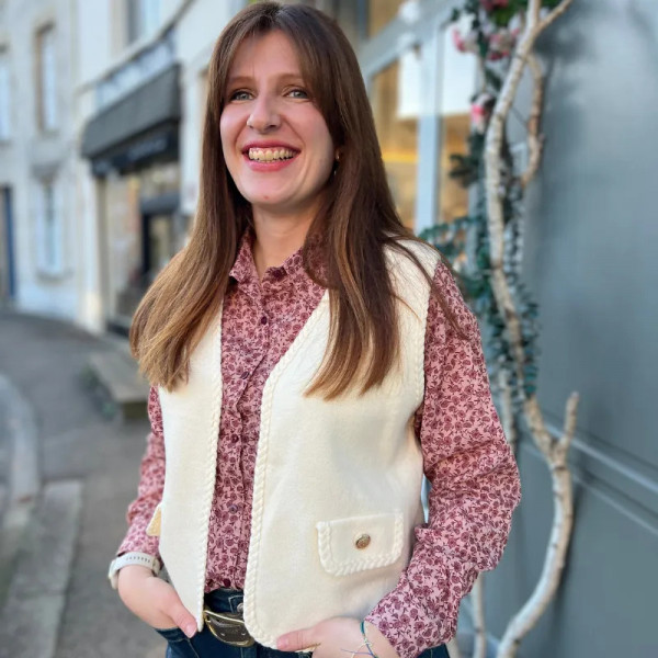 Chemise rose à fleurs