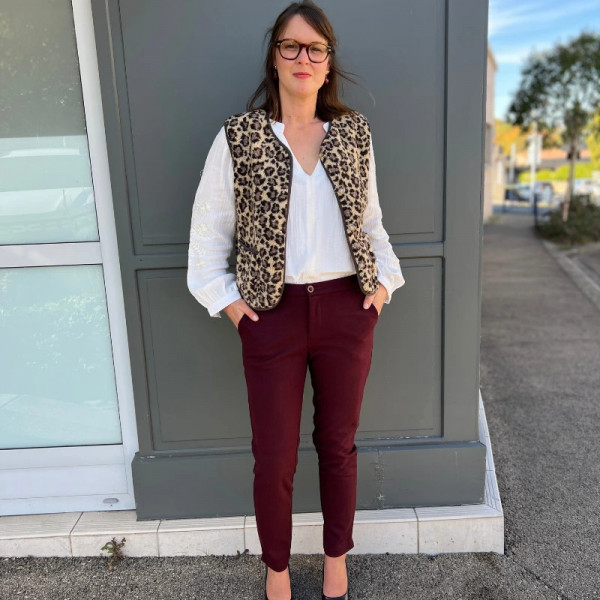 Pantalon cigarette femme bordeaux