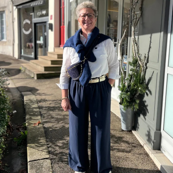 Pantalon fluide bleu marine