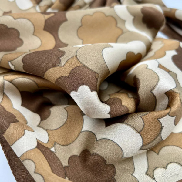 Foulard carré seventies