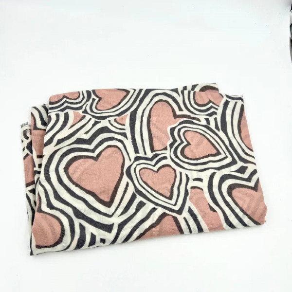 Foulard cœur rose