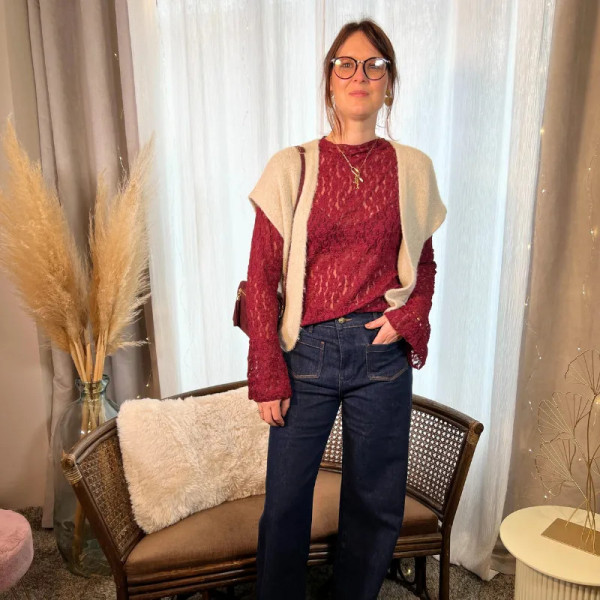 Top en dentelle bordeaux