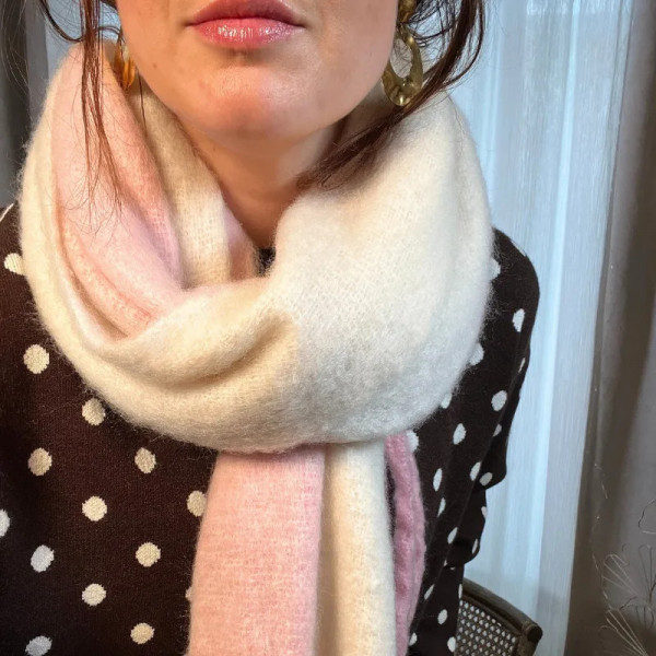 Echarpe rose et blanche