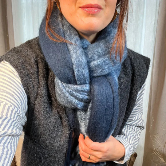 Echarpe camaïeu de bleu