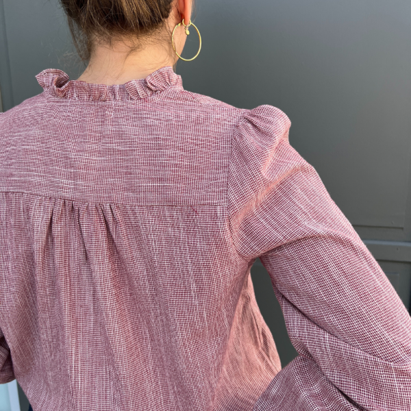 Chemise rouge pied-de-poule