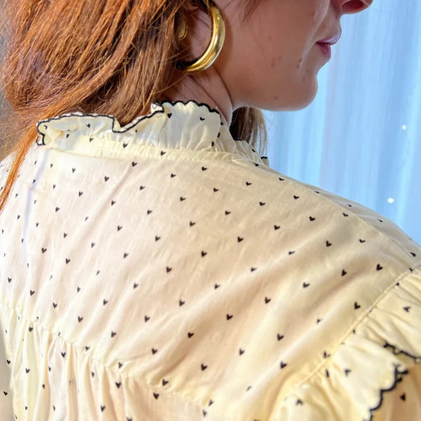 Chemise romantique à cœur