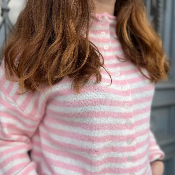 Gilet femme tendance rose pâle à rayures