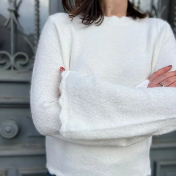 Pull femme blanc élégant