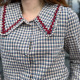 Chemise femme à carreaux avec col Claudine