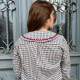 Chemise femme à carreaux avec col Claudine